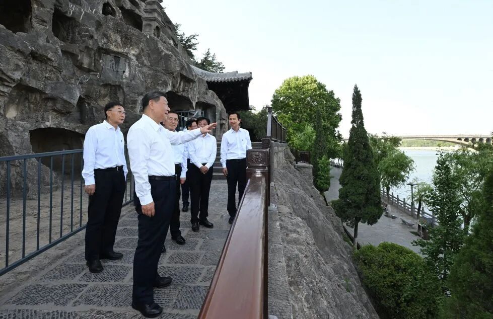 跟着总书记，走进龙门石窟——寻溯中华文化，树立文化自信